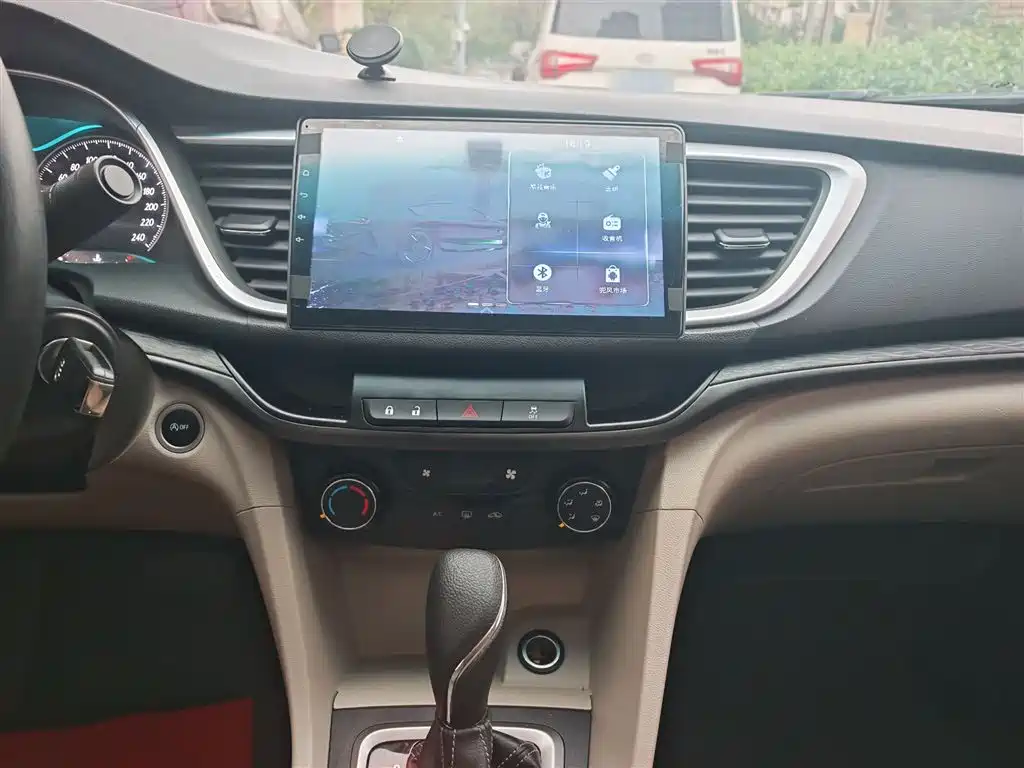 Buick Excelle 2016 15N Automatic Elite фото 7