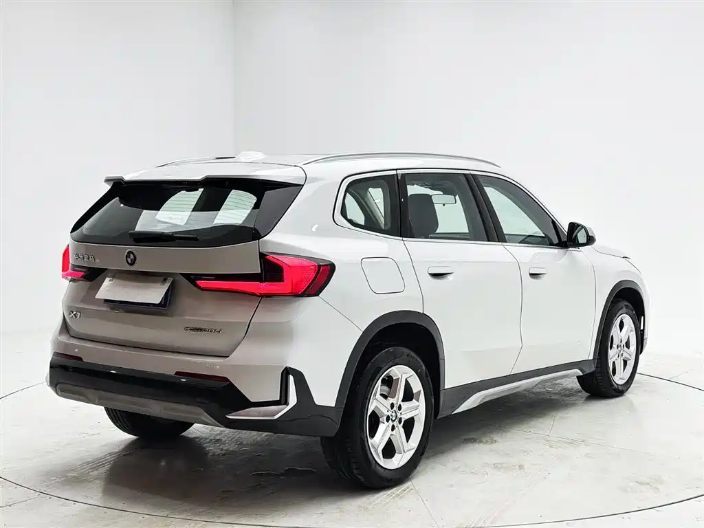 BMW X1 2023 sDrive20Li X Design Package фото 6