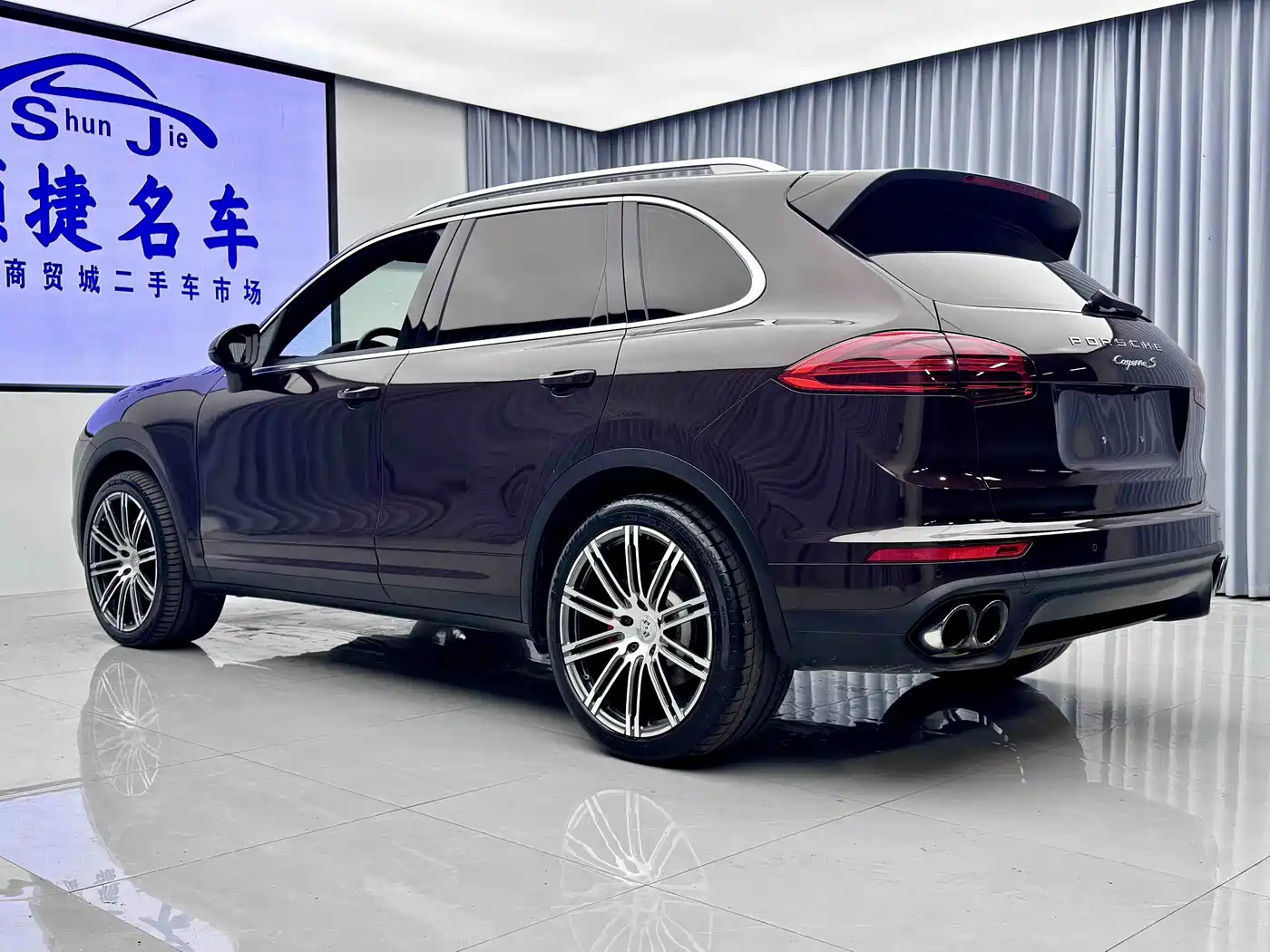 Porsche Cayenne 2015 Cayenne 3.0T фото 20