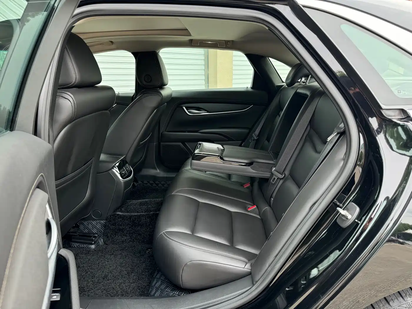 Cadillac XTS 2018 28T Technology фото 8