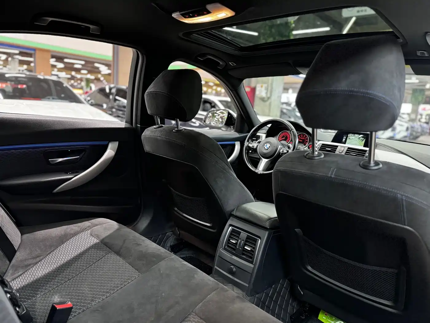 BMW 3 Series 2018 320i M Sport Package фото 18
