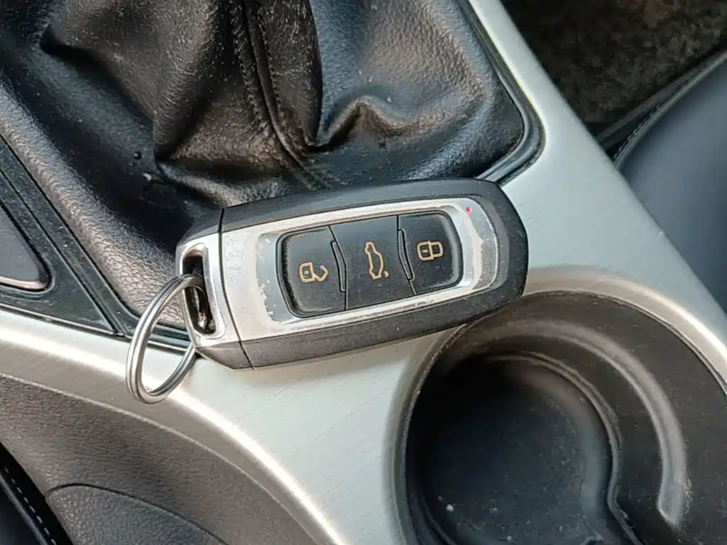 Geely Emgrand GL 2017 2017 1.3T Manual Elite