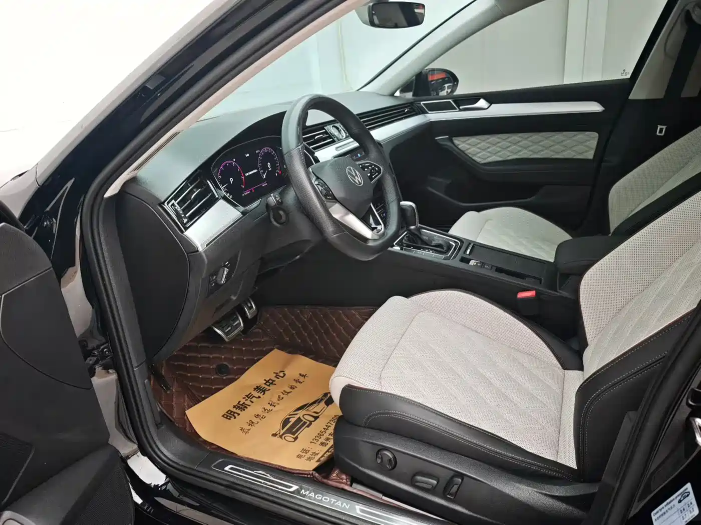 Volkswagen Magotan 2023 Model 2 Million Commemorative Edition 330TSI DSG Luxury фото 4