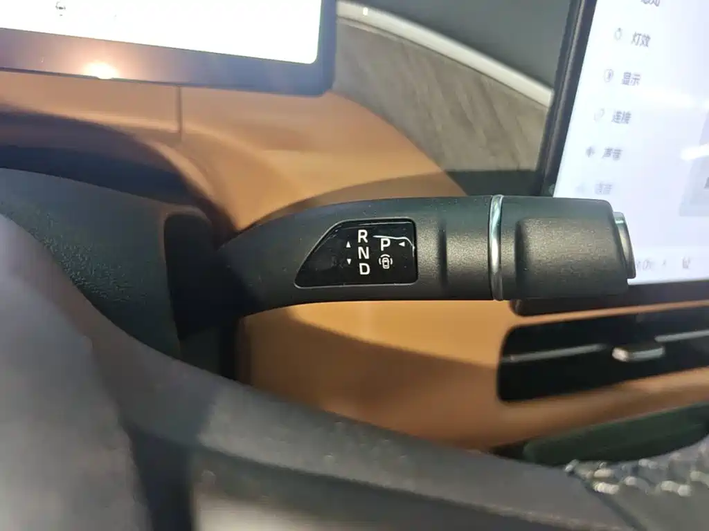 WEY Alpine 2026 2025 AWD Alpine 8