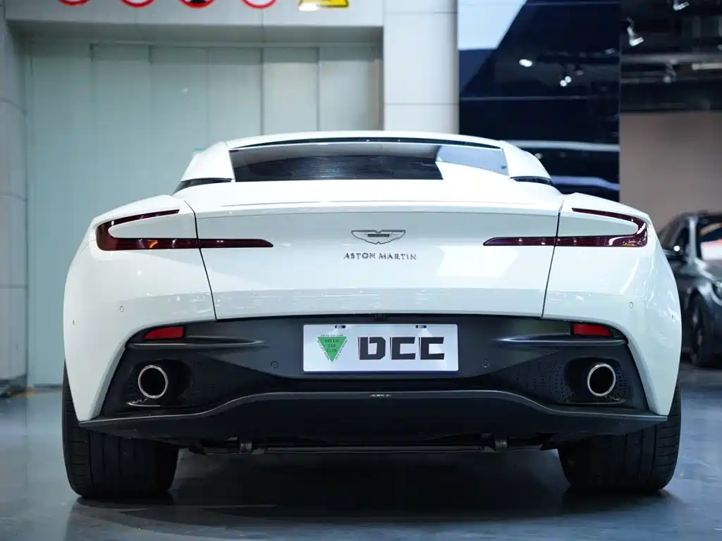 Aston Martin DB11 2022 2020 4.0T V8 Coupe