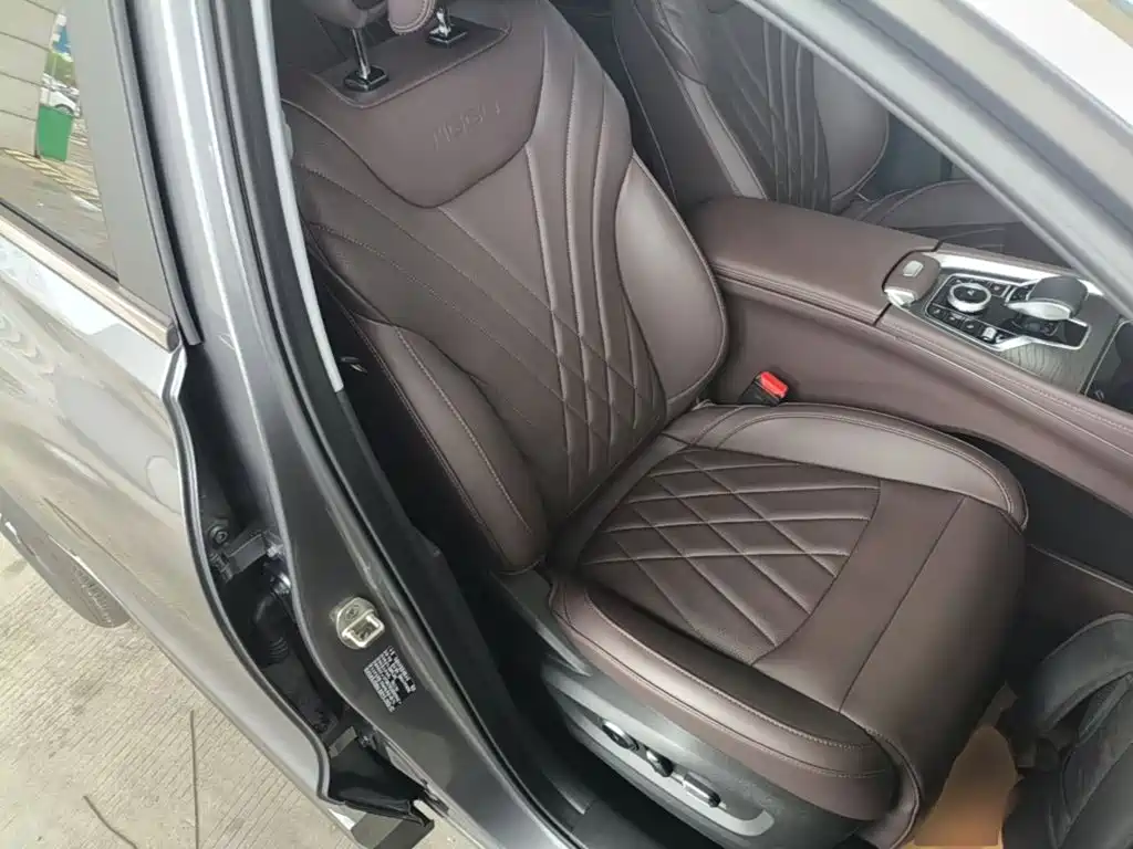 Chery Tiggo 8 PRO 2025 2025 290T 2WD Premium Edition