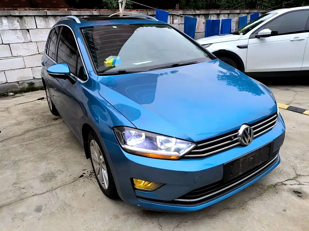 Volkswagen Golf Sportsvan 2016 230TSI Automatic Progressive фото 4