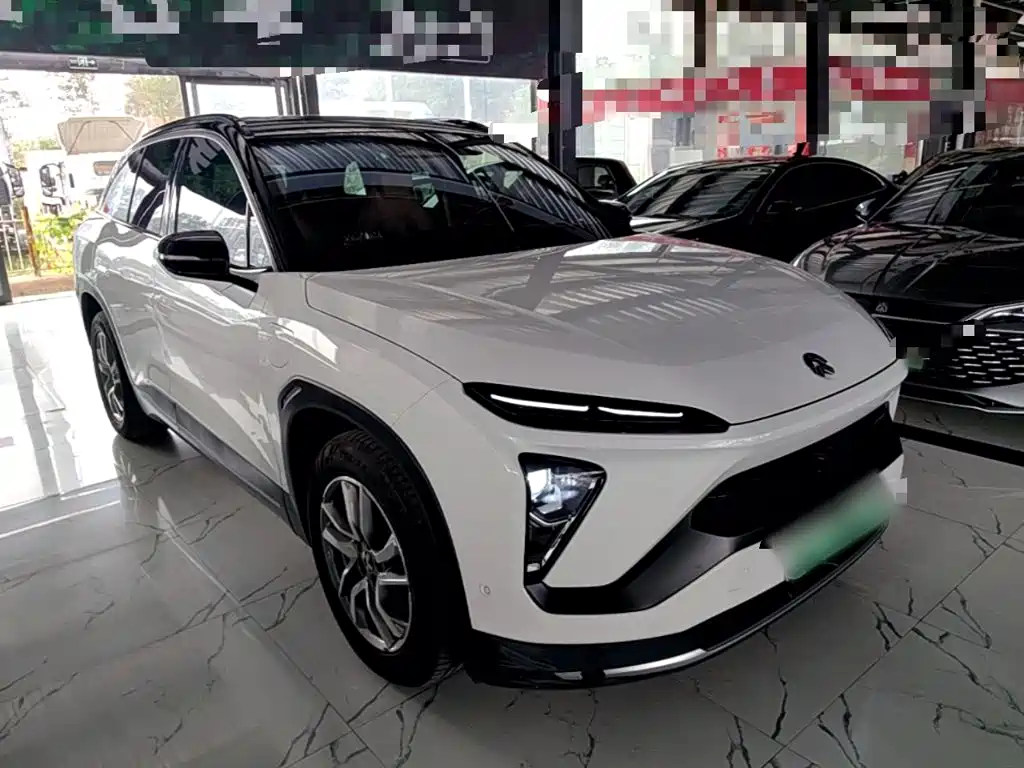 Фото 22 - NIO ES6