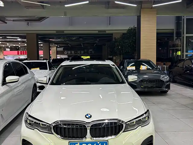 BMW 3 Series 2020 Facelift 325i M Sport Package — фото 1