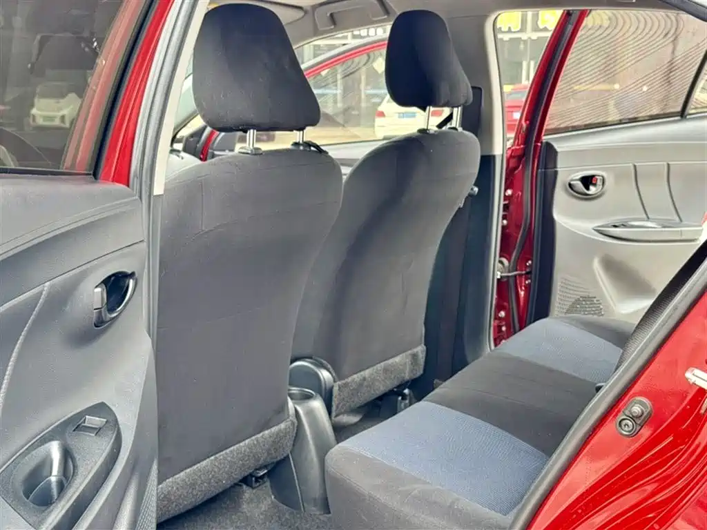 Toyota YARiS L Zhi Xiang 2017 1.5E CVT Charming Edition фото 21