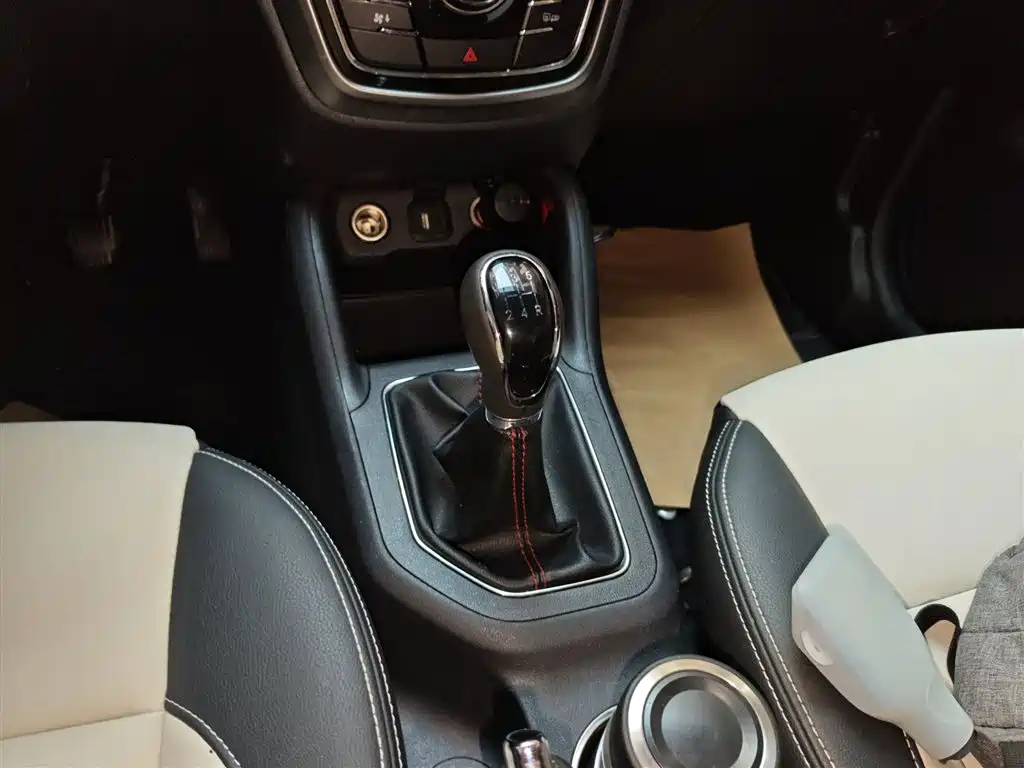 Changan CS35 2018 2017 1.6L Manual Luxury