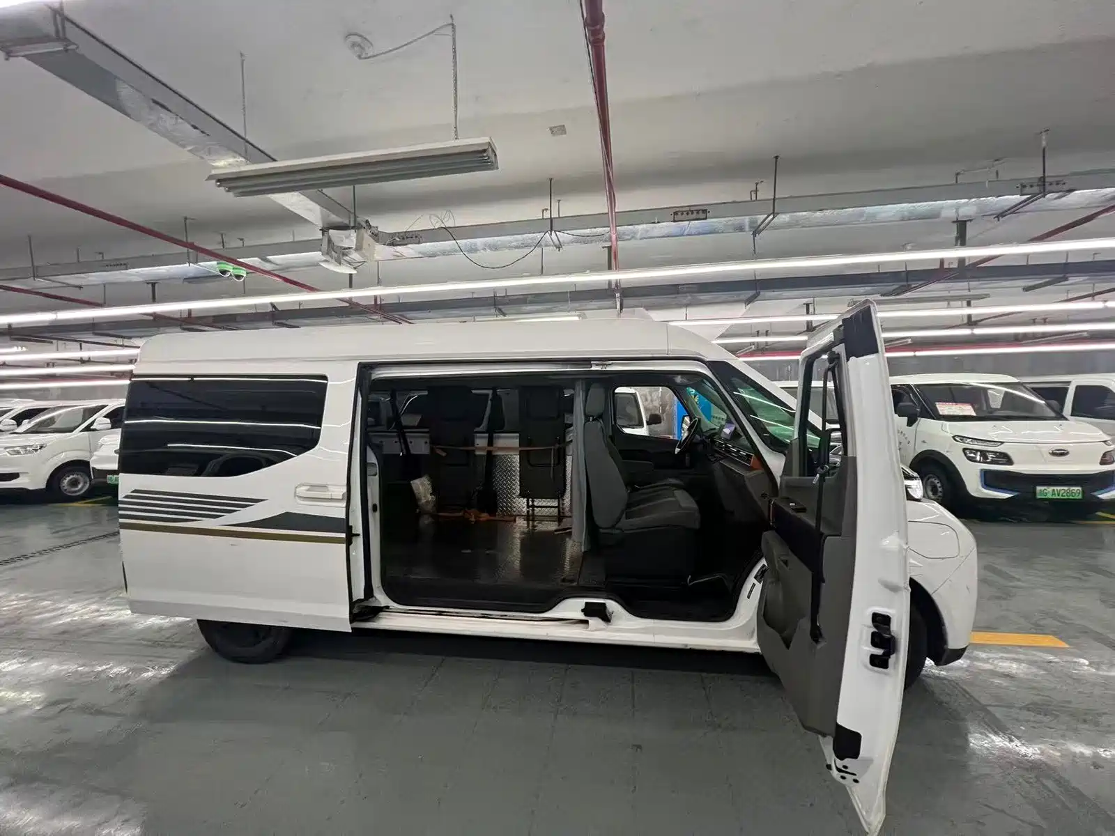 Фото 6 - Yuan Cheng Farizon Super VAN