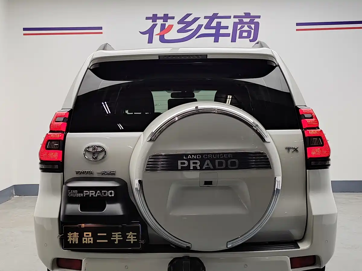 Toyota Prado 2019 2018 3.5L Automatic TX-L Rear-mounted Spare Tire