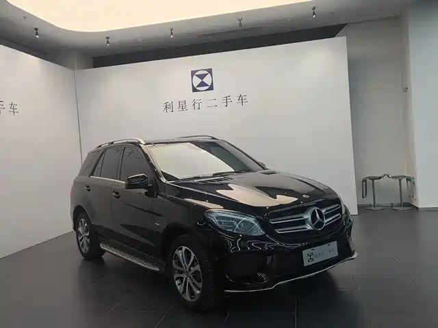 Mercedes-Benz GLE 2018 GLE 320 4MATIC Dynamic Ultimate Edition — фото 3