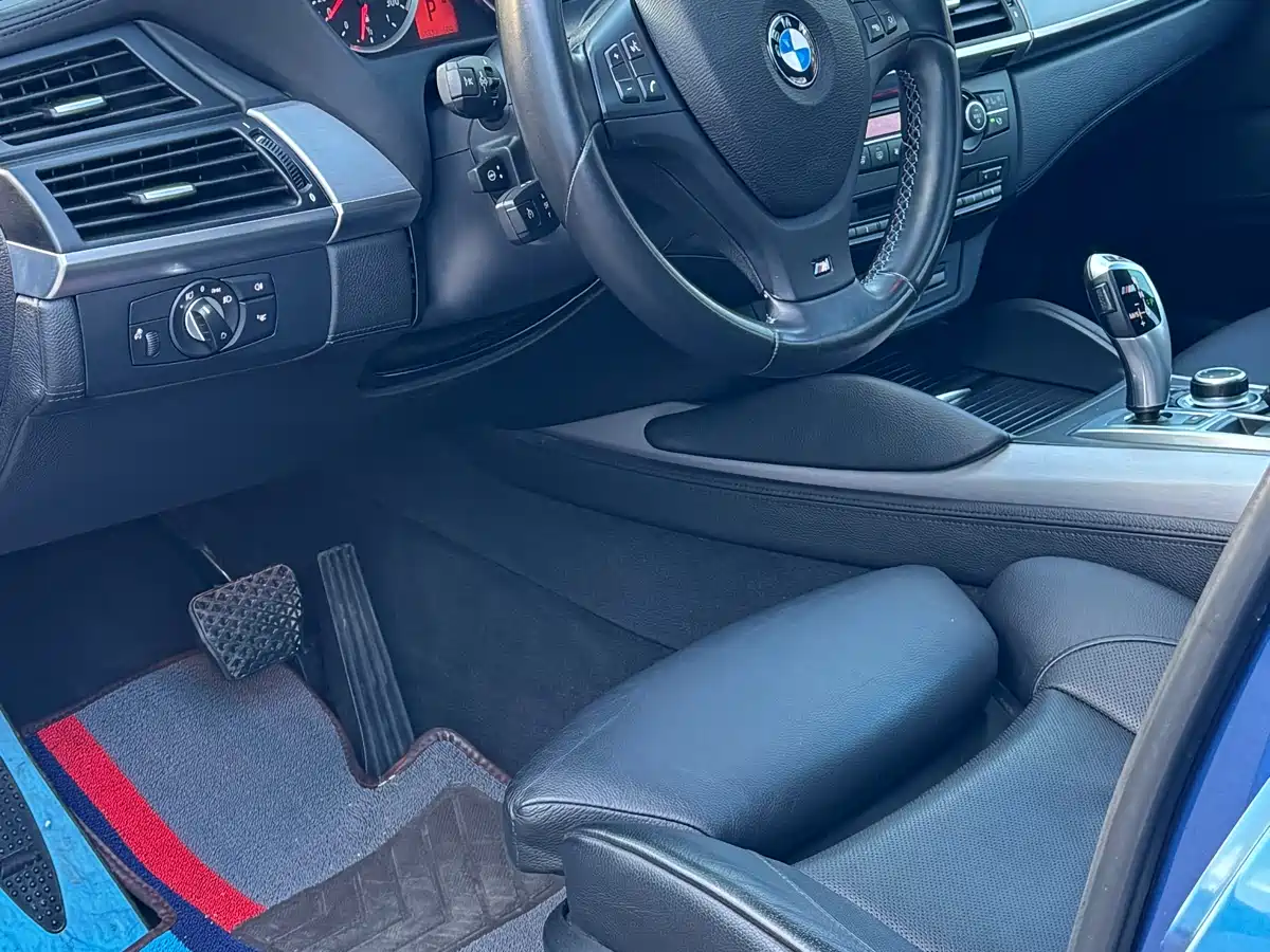 BMW X6 M 2013 X6 M фото 18