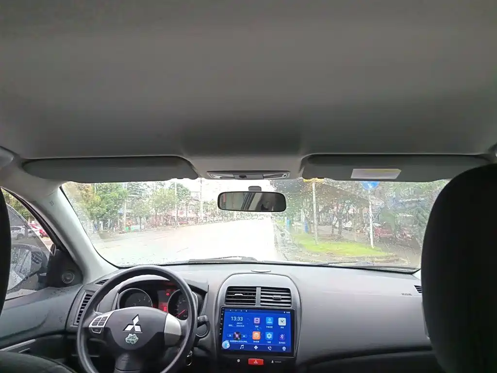 Mitsubishi ASX 2013 2.0L Manual 2WD Comfort фото 9
