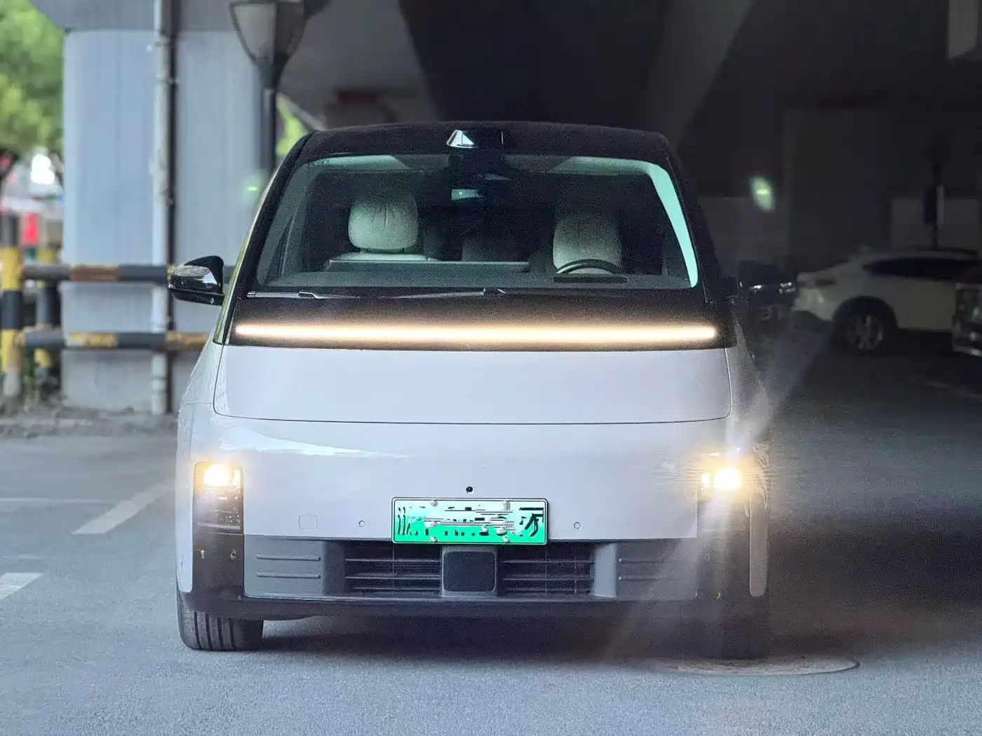 Li Auto MEGA 2025 2024 Ultra