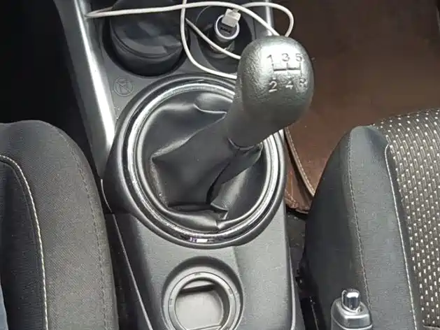 Mitsubishi ASX 2013 2.0L Manual 2WD Comfort фото 12
