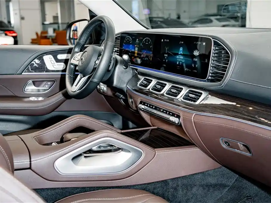 Mercedes-Benz GLS 2021 GLS 450 4MATIC Fashion фото 21