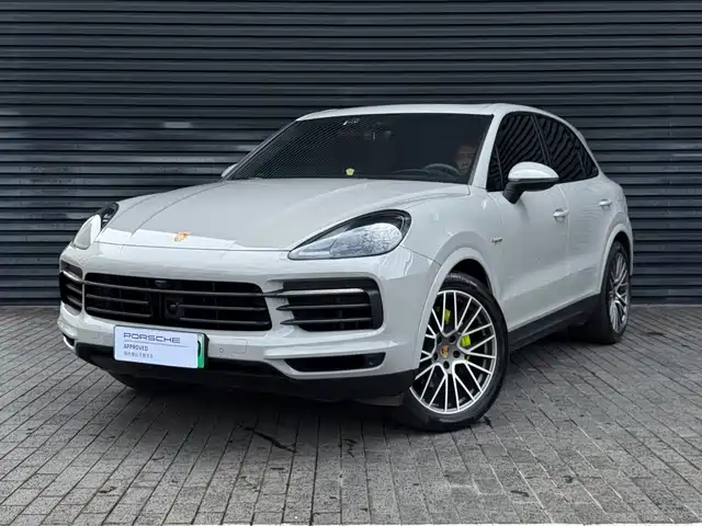 PORSCHE CAYENNE NEW ENERGY