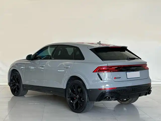 Audi RS Q8 2022 RS Q8 4.0T — фото 4