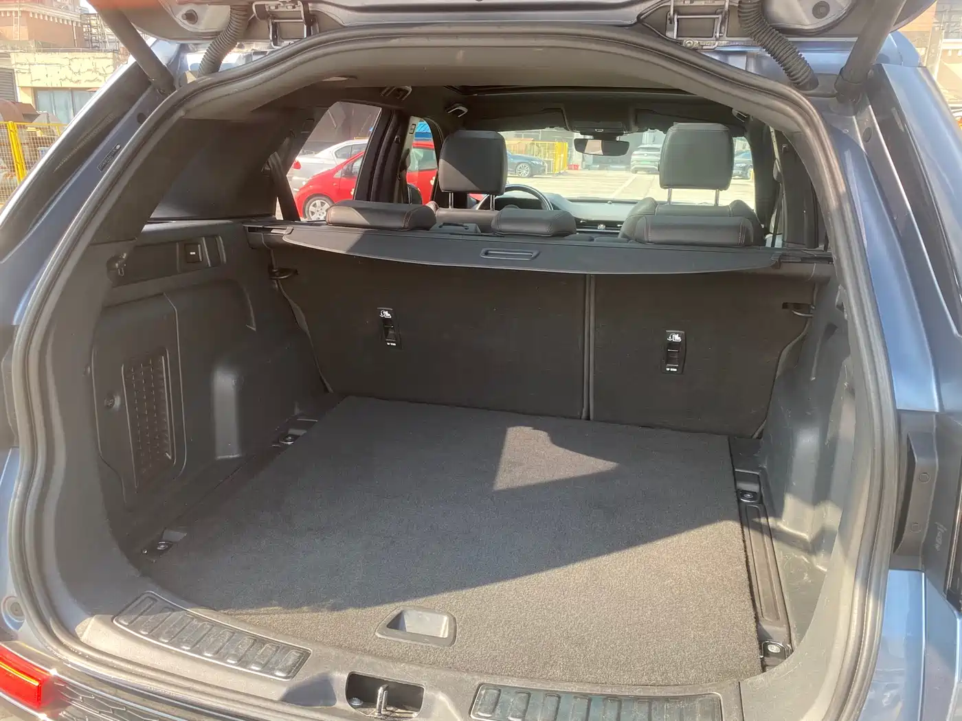 Land Rover Discovery Sport 2020 249PS R-Dynamic Performance фото 16