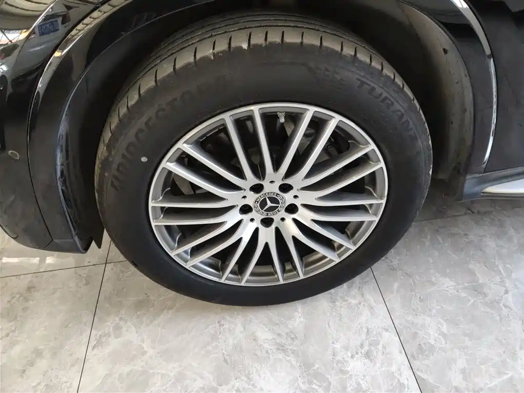 Mercedes-Benz GLC 2024 Facelift GLC 300 L 4MATIC Sport 5-seater фото 25