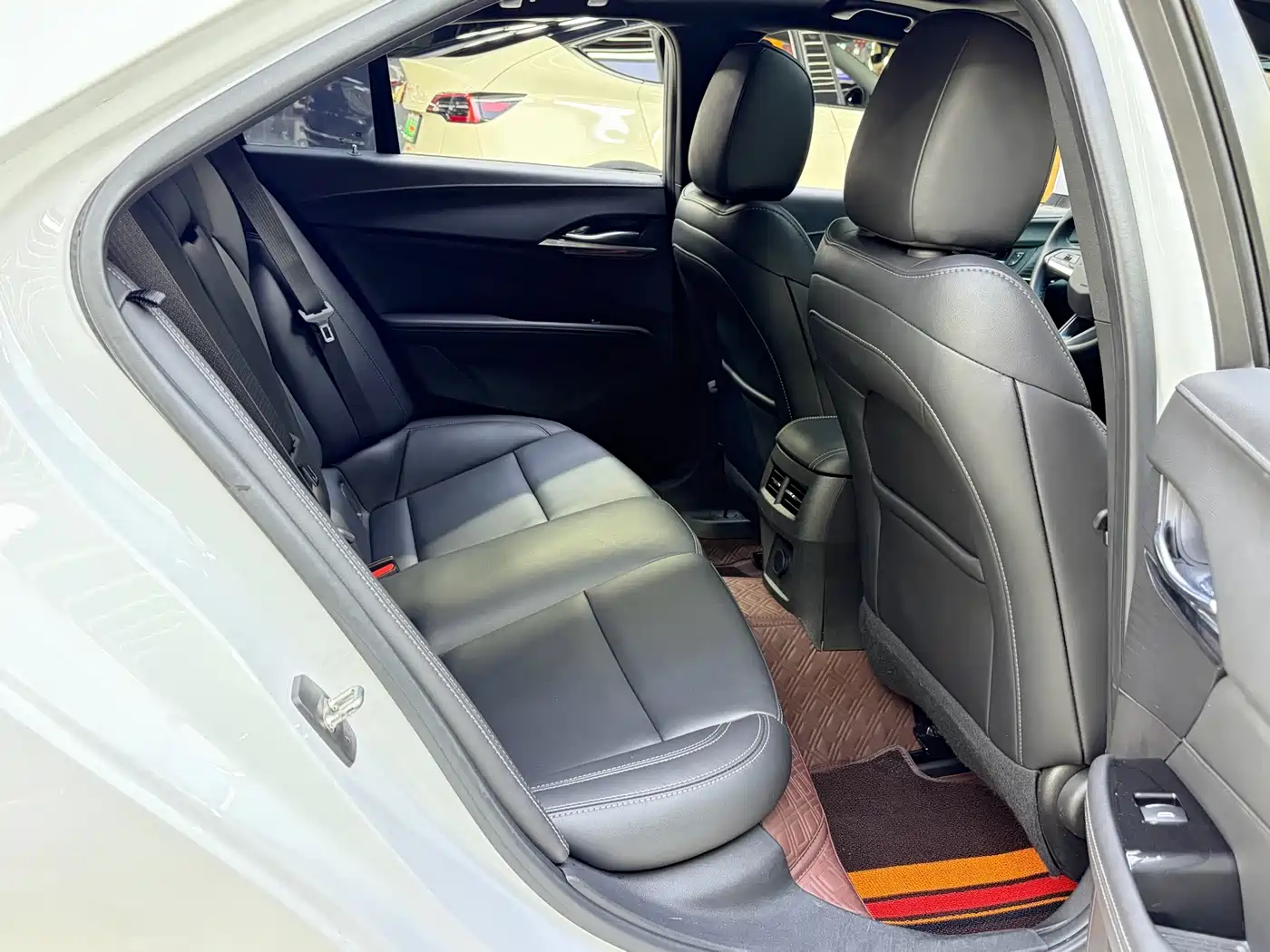 Cadillac CT4 2022 2021 28T Fashion Edition