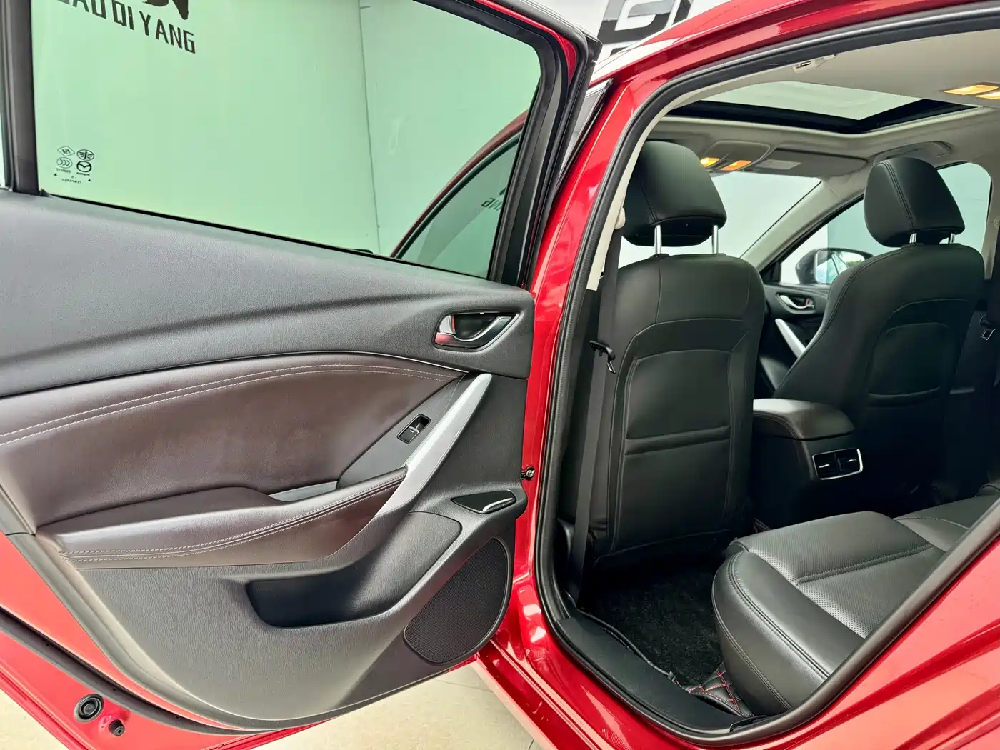 Фото 9 - Mazda Atenza
