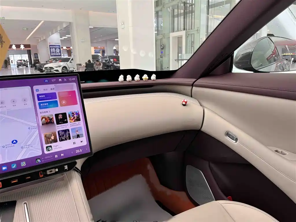 Xiaomi Auto Xiaomi YU7 2025 Extended Range RWD Edition фото 6
