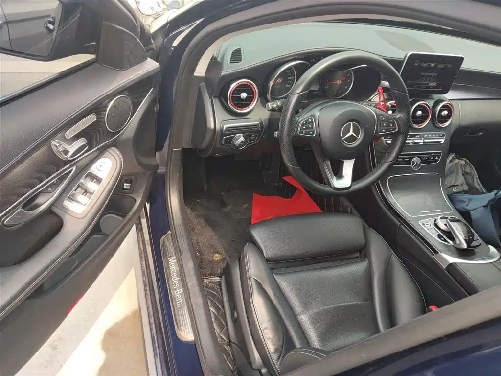 Mercedes-Benz C-Class 2018 C 200 L Sport Edition фото 16