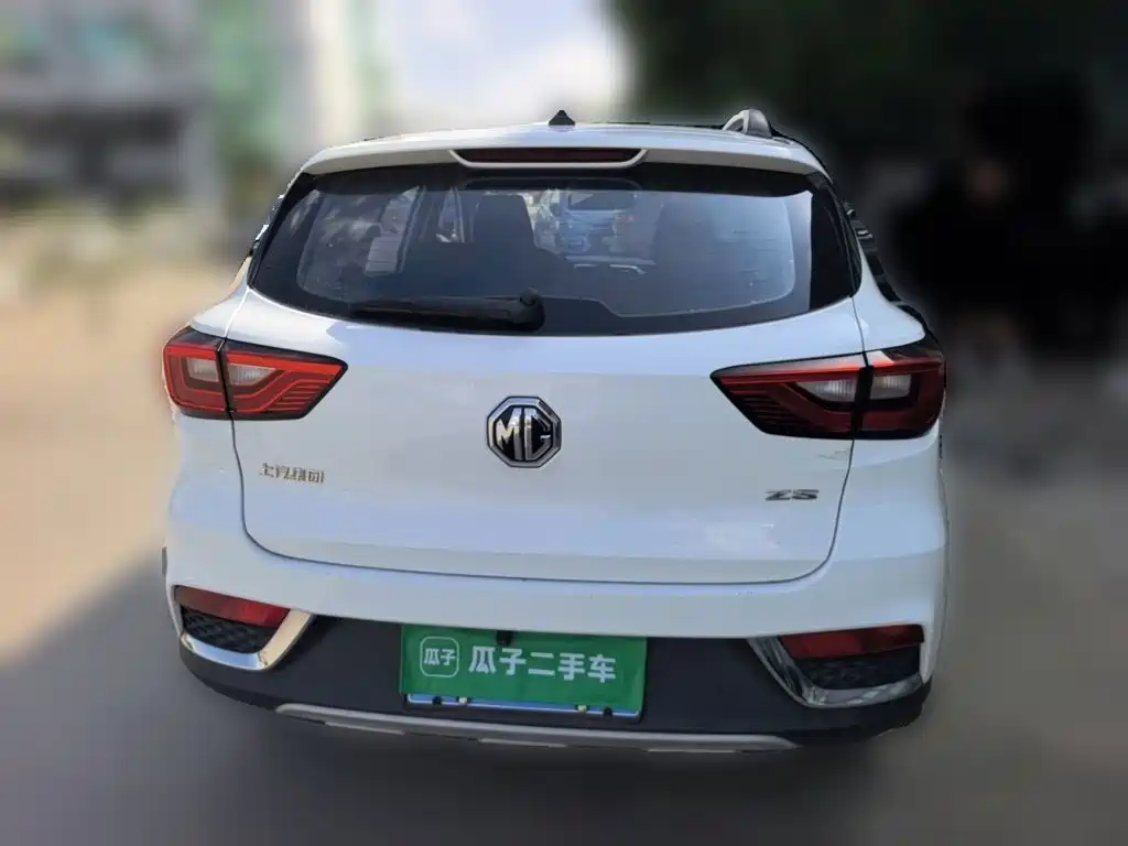 Фото 3 - MG ZS