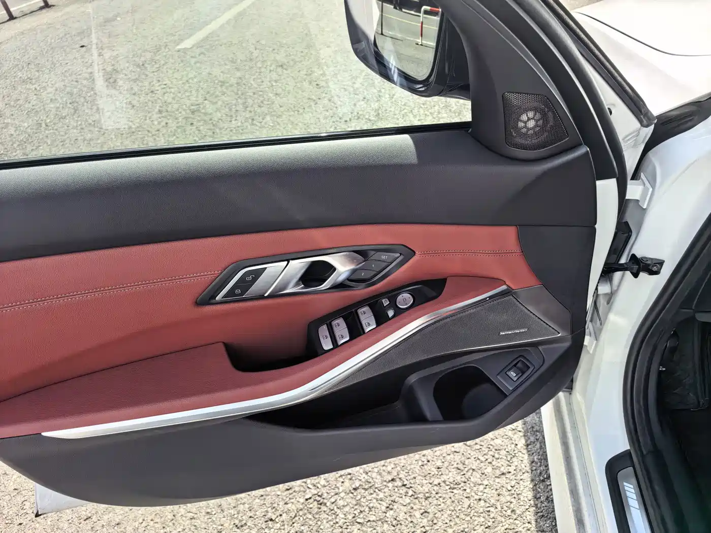 BMW 3 Series 2026 2026 330i M Sport Shadowline Package