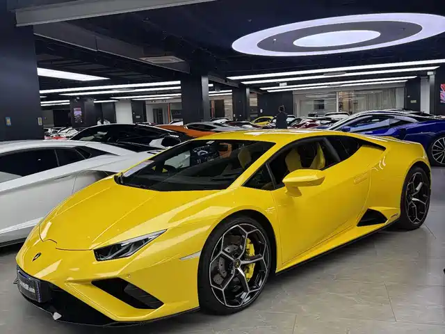 Lamborghini Huracán Huracán EVO RWD