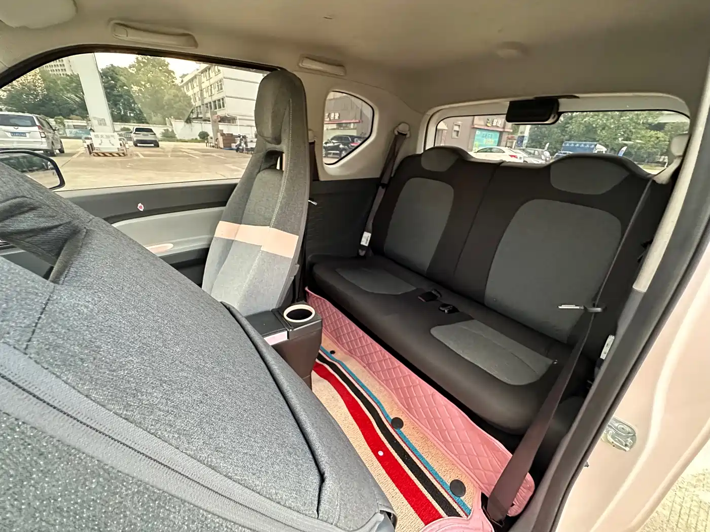 Photo 10 - Wuling Motors Hongguang MINIEV