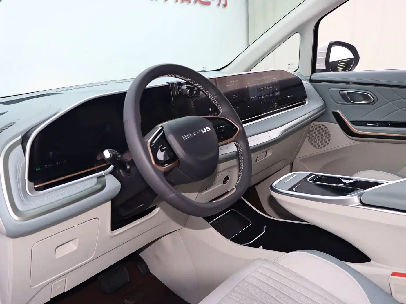 SAIC Maxus Maxus G90 2022 2022 2.0T Interstellar 7-seater