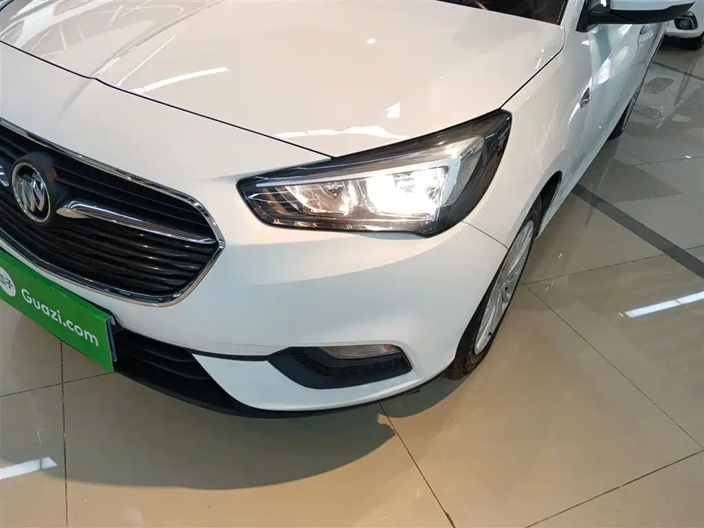 Buick Excelle 2018 15N CVT Elite фото 24