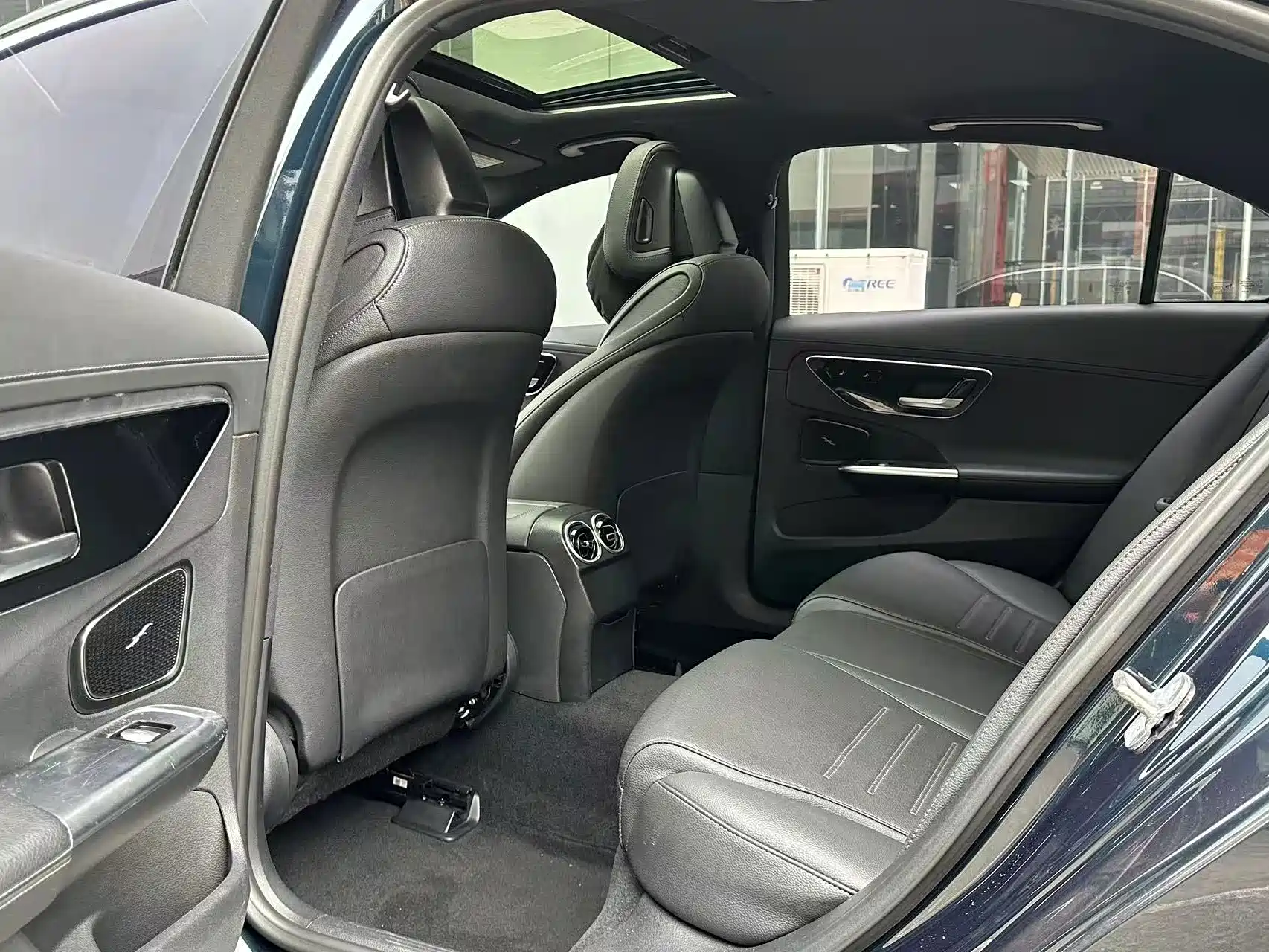 Фото 7 - Mercedes-Benz C-Class