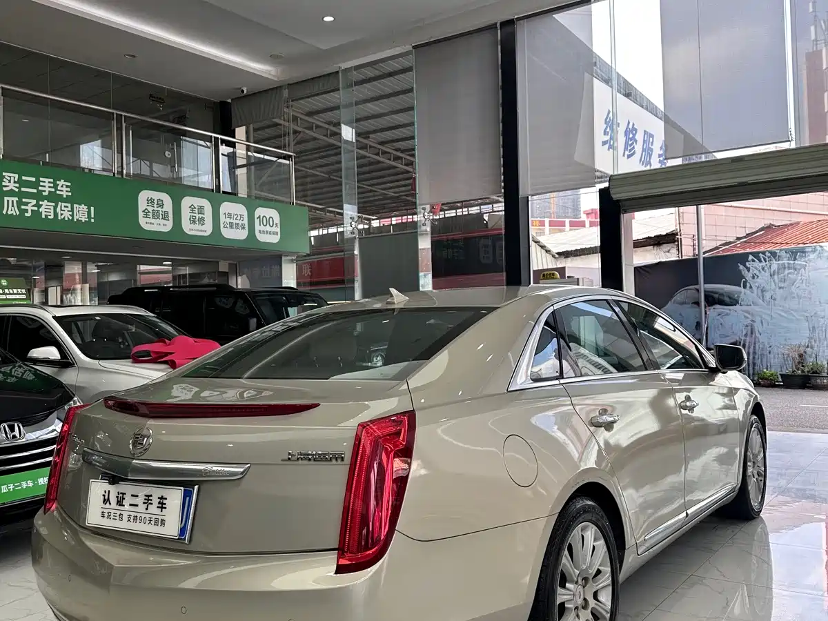 Cadillac XTS 2014 2013 Model 28T Comfort