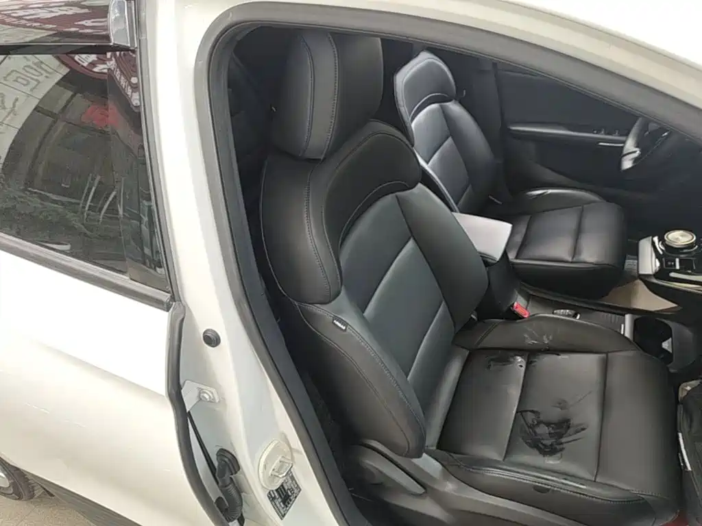 MG MG4 EV 2024 2023 415km Overseas Champion Edition