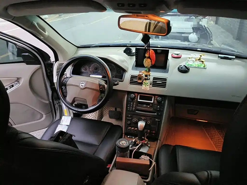 Photo 11 - Volvo XC90