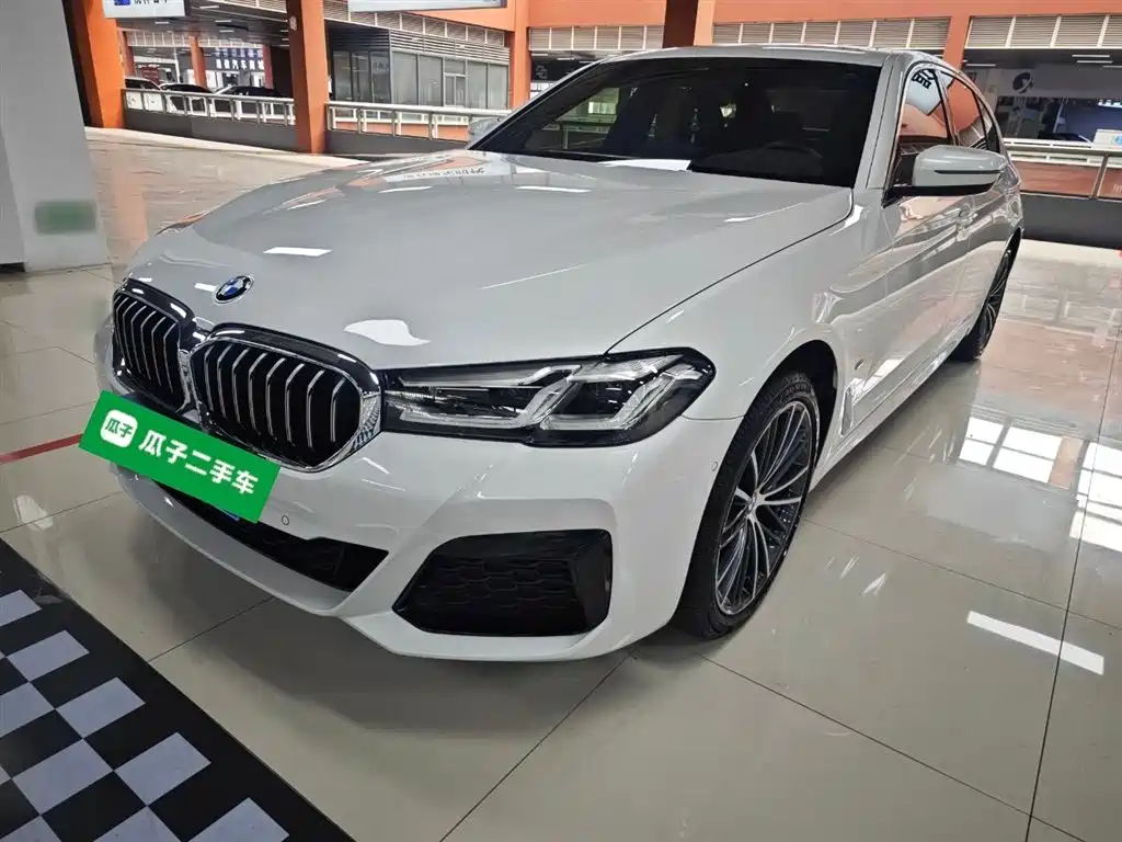 BMW 5 Series 2022 Facelift 530Li Leading M Sport Package