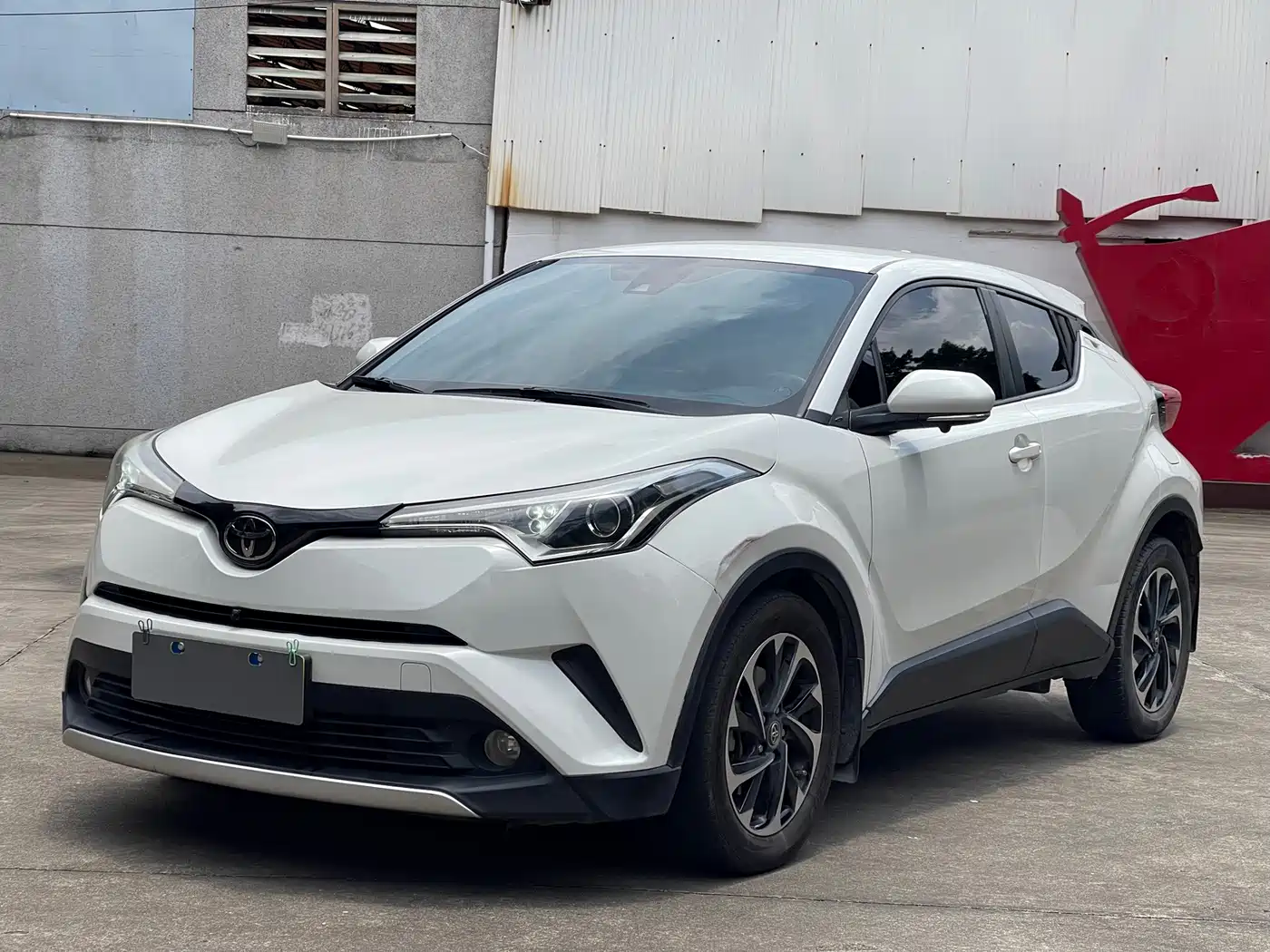 Фото 1 - Toyota IZOA