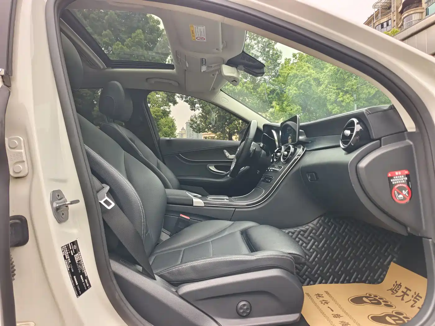 Mercedes-Benz C-Class 2019 C 180 L Fashion Sport Edition фото 9