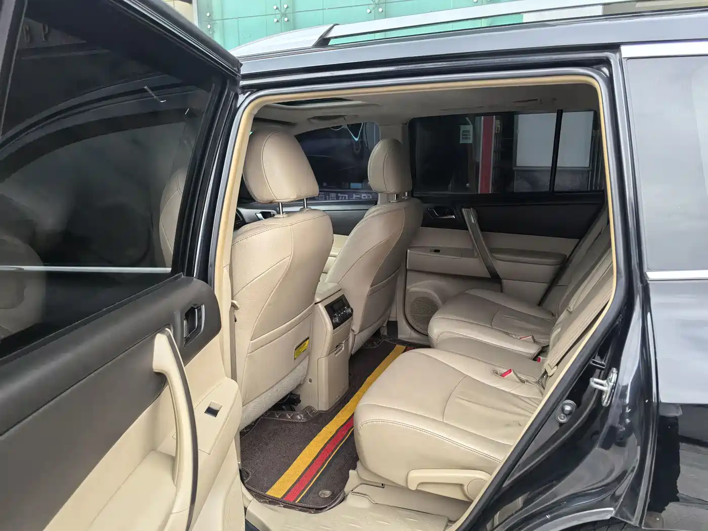 Toyota Highlander 2010 2009 3.5L 4WD 7-seater Luxury Edition