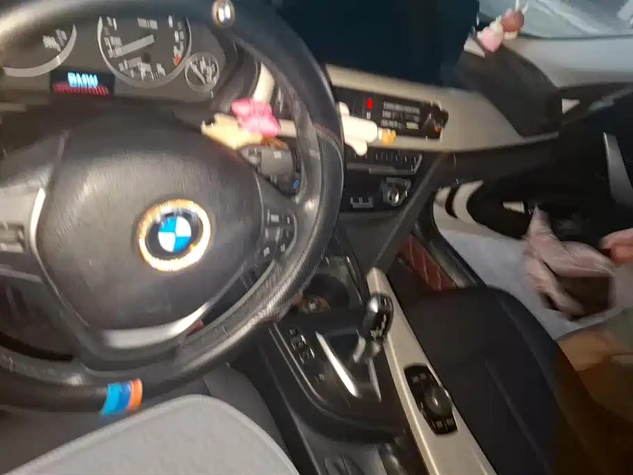 BMW 3 Series GT 2017 320i Luxury Design Package фото 13