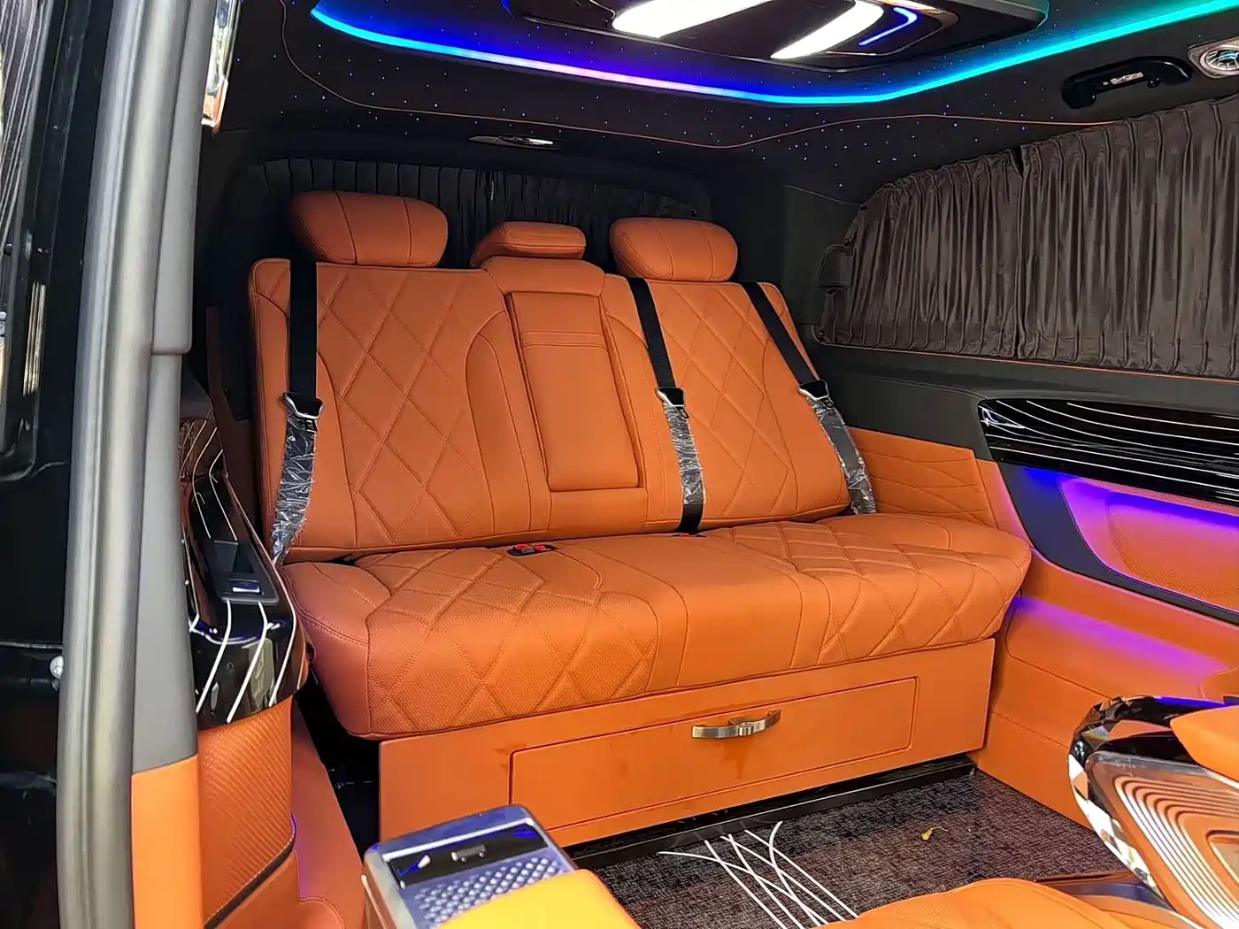 Mercedes-Benz Vito 2021 2.0T Business Edition 7-seater фото 8