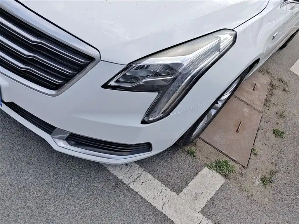 Cadillac XTS 2018 28T Technology фото 24