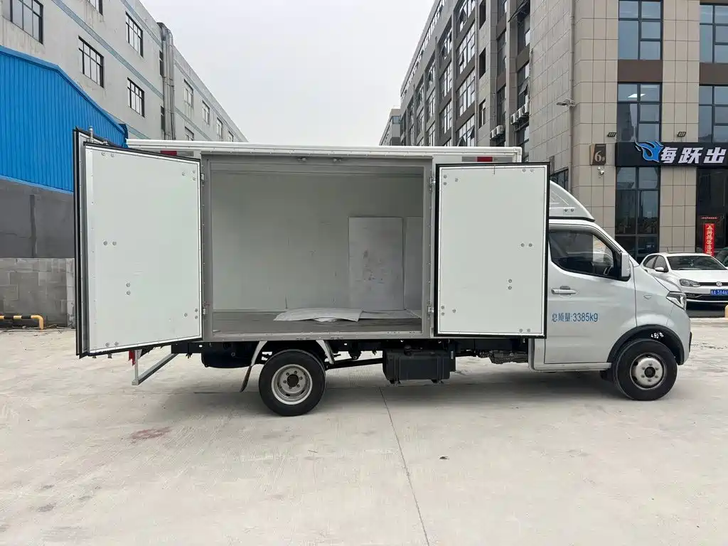 Changan Kaicheng Changan Shenqi T30 2025 2023 1.6L CNG Single Cab 3.6m Composite Panel Van Comfort DAM16KRC