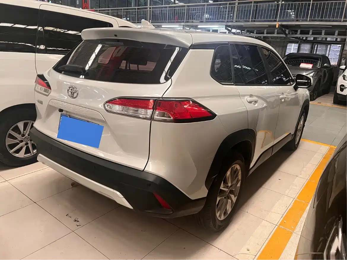 Toyota Corolla Cross 2022 2.0L Premium Edition фото 10